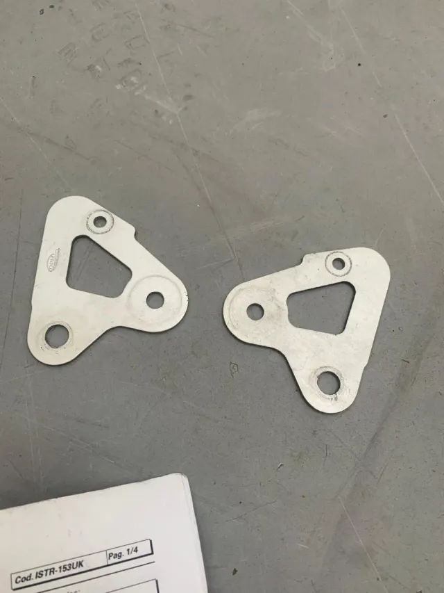 Ducati Monster porta matriculas s4