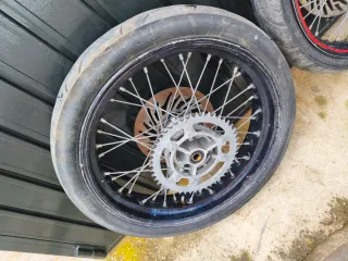 Ruedas Supermotard