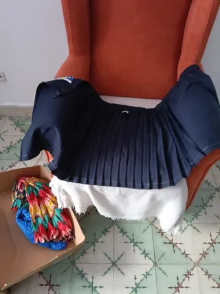 Falda de colegio negra Kirby