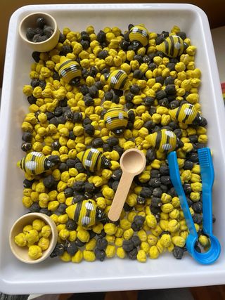 Bandeja sensorial Montessori