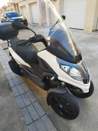 Piaggio MP3 300 HPE 2024 Scooter
