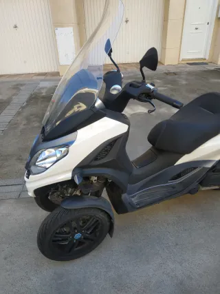 Piaggio MP3 300 HPE 2024 Scooter