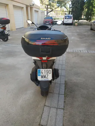 Piaggio MP3 300 HPE 2024 Scooter