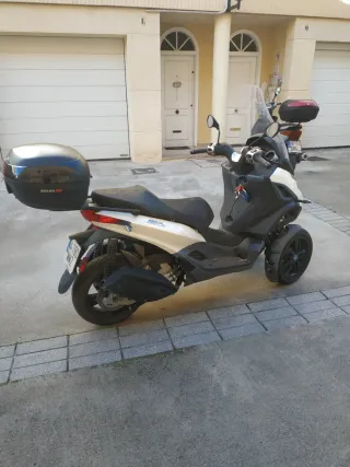 Piaggio MP3 300 HPE 2024 Scooter