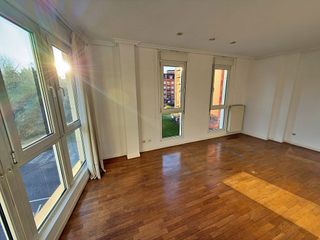 Piso en venta en El Coto en Gijón