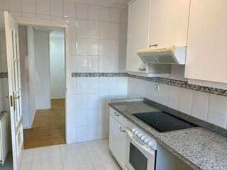 Piso en venta en El Coto en Gijón