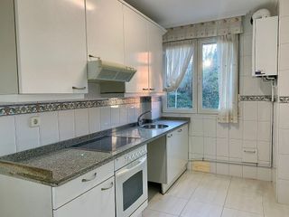 Piso en venta en El Coto en Gijón