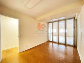 Local comercial en venta en Ensanche - Sar en Santiago de Compostela