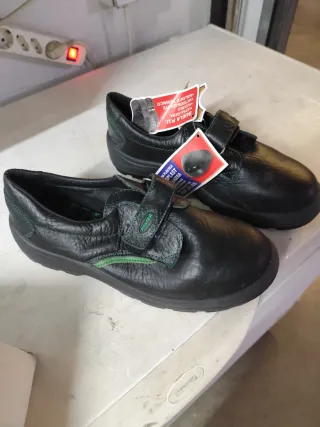 Zapatillas de cocina ZION Talla 45/46 Punta Hierro