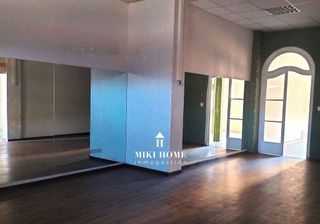 Local comercial en venta en Barbastro