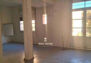 Local comercial en venta en Barbastro