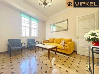 Edificio en venta en Cuatro Caminos - Plaza de la Cubela en Coruña (A)