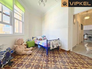 Edificio en venta en Cuatro Caminos - Plaza de la Cubela en Coruña (A)