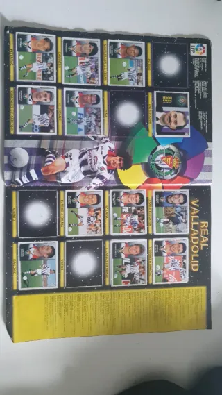 Álbum cromos Liga 98-99 Oficial. No está completo