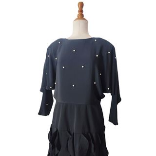 Betsy & Adam/ Vestido raso negro ceremonia M