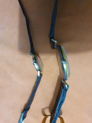 2 Relojes Mecánicos suizos de Cuerda 17 rubis