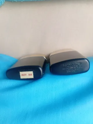 Encendedor Ronson Negro y Dorado