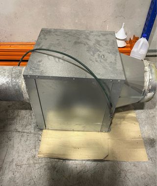 Campana extractora industrial con motor