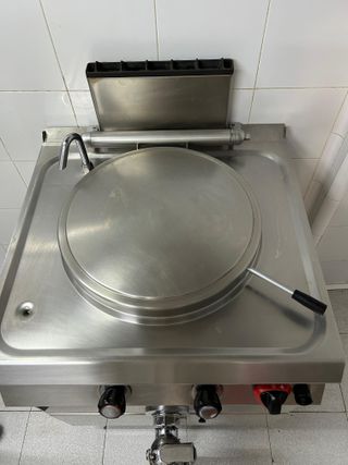 Caldera de acero inoxidable.