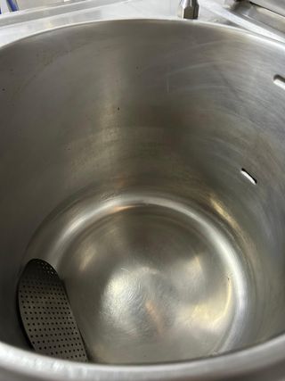 Caldera de acero inoxidable.