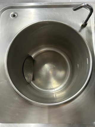 Caldera de acero inoxidable.