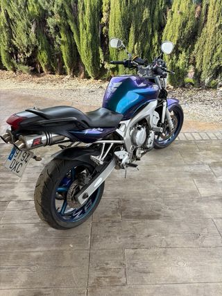 Moto Yamaha Fazer  Naked Azul/Morado Manual