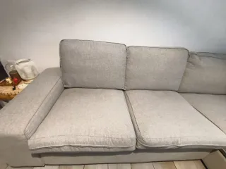 Sofá chaiselongue tela gris ikea kivik