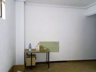 Local comercial en alquiler en Ontinyent