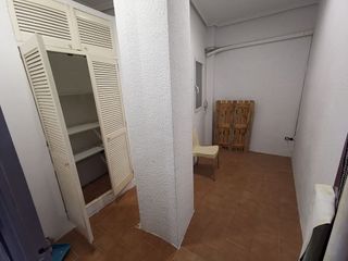 Local comercial en alquiler en Avda de Madrid - Pº de la Estación en Jaén