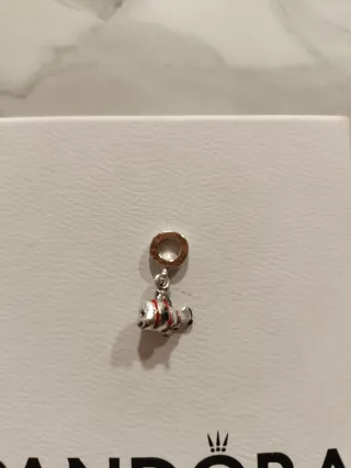 Charm Minnie Mouse Pandora Plata y Rojo
