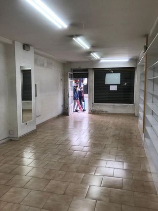 Local comercial en alquiler en Ensanche - Sar en Santiago de Compostela