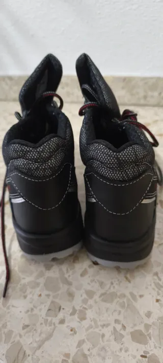 Botas de seguridad Panter negras (sin estrenar)