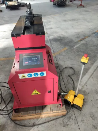 Curvadora Tubo CC60 Nargesa