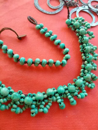 Lote 4 collares y 2 pulseras