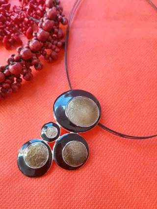 Lote 4 collares y 2 pulseras