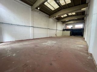 Nave industrial en venta en Centre en Prat de Llobregat, El
