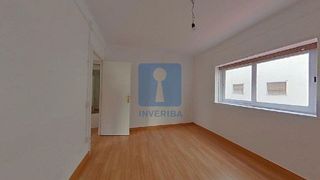 Piso en venta en La Font de la Guatlla en Barcelona