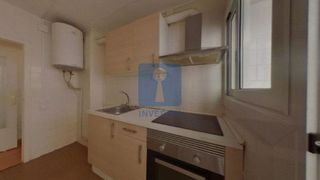 Piso en venta en La Font de la Guatlla en Barcelona