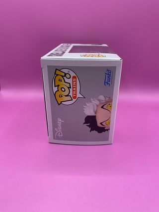 Funko Pop Cruella de Vil en Carro 15