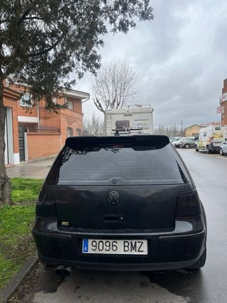Volkswagen Golf 2002