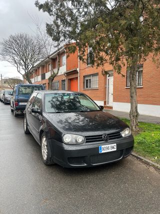 Volkswagen Golf 2002