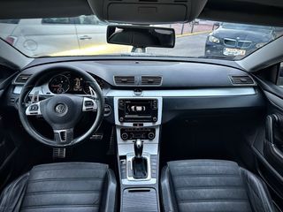Volkswagen Passat CC 2011