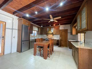 Chalet en venta en Zona Piscinas en Burriana