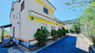 Chalet en venta en Montichelvo