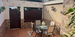 Casa adosada en venta en Centro - Doña Mercedes en Dos Hermanas