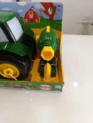 Tractor John Deere para construir
