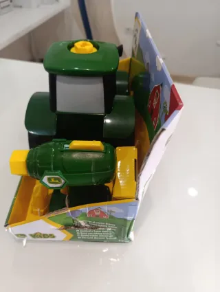 Tractor John Deere para construir