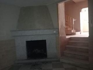 Casa adosada en venta en Mengíbar