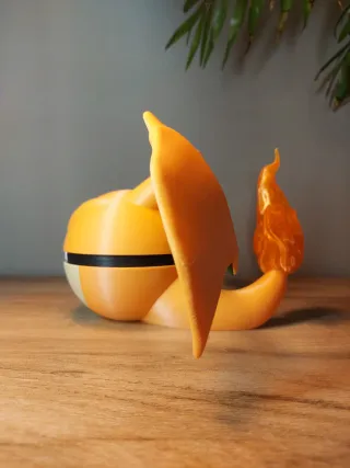 Charizard Ball - Nintendo Cartridge Holder