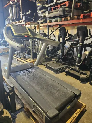 Cinta de correr Technogym Run 700